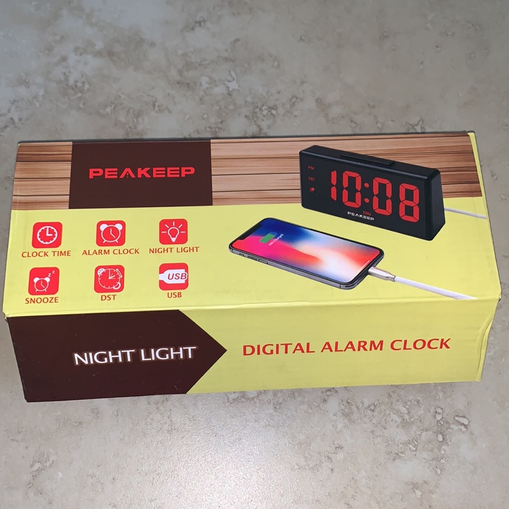Digital alarm clock ⏰ - Picture 2 of 3